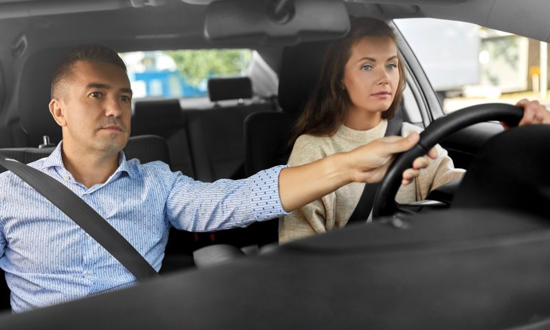 Anisa Mengemudi Mengwi